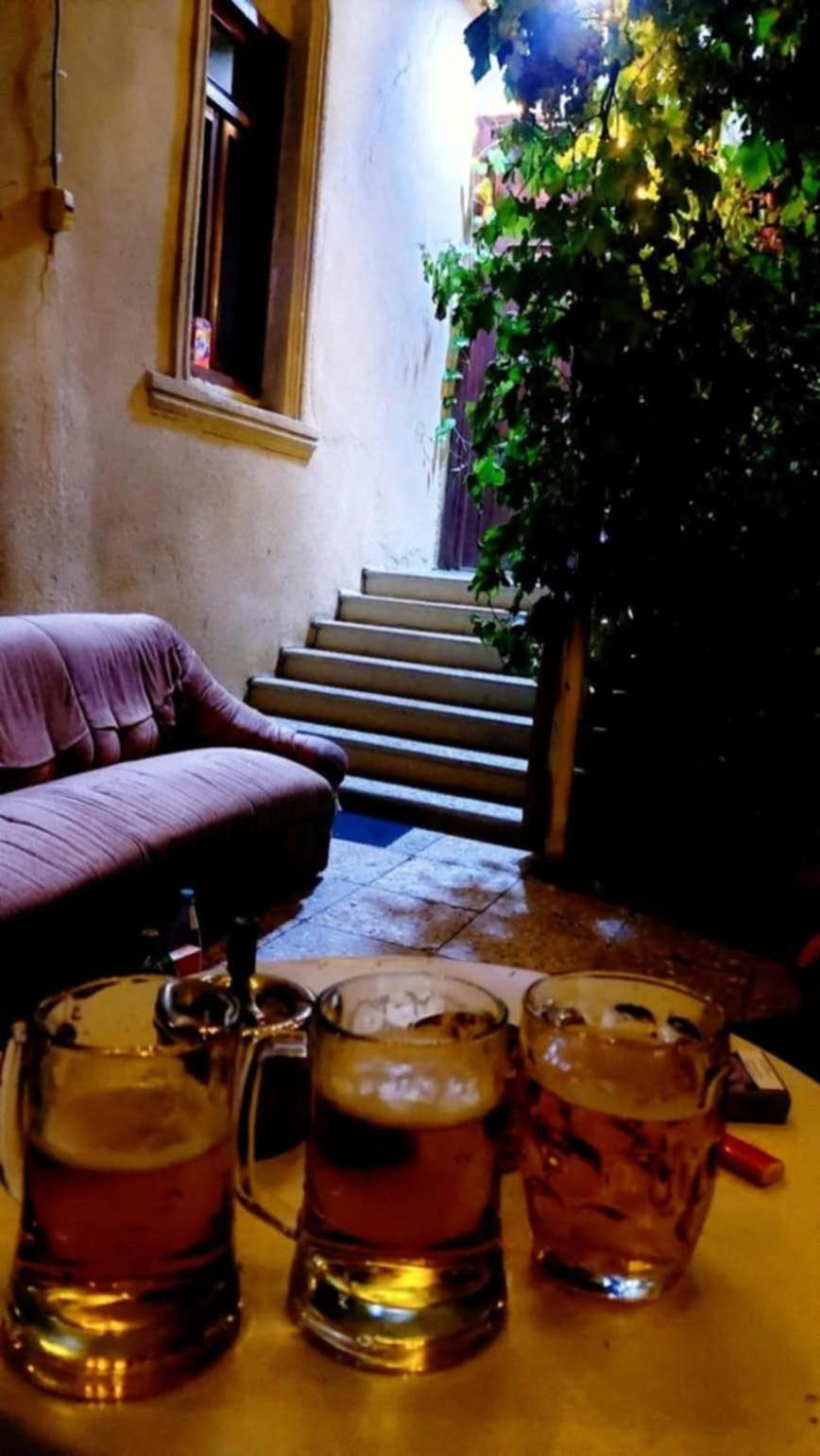 Guesthouse "Door" In Sighnaghi Esterno foto